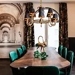 Boutique K7 Hotel
