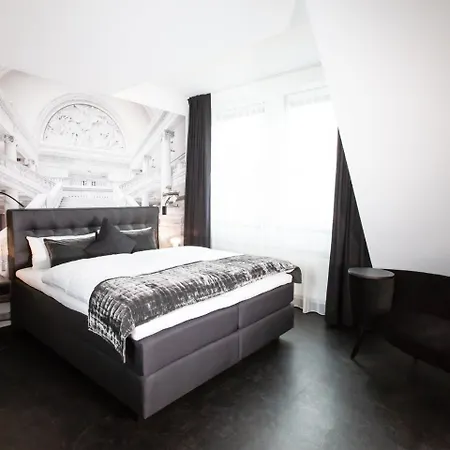 Boutique K7 Hotel 3*